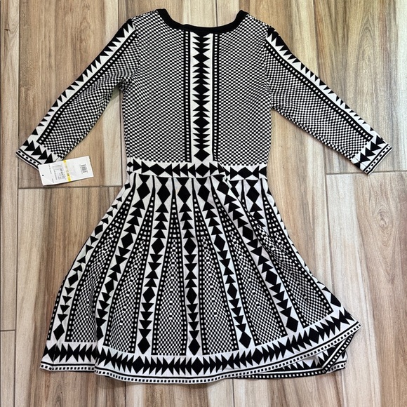 Nina Leonard Black and White Geometric Dress - Picture 3 of 5